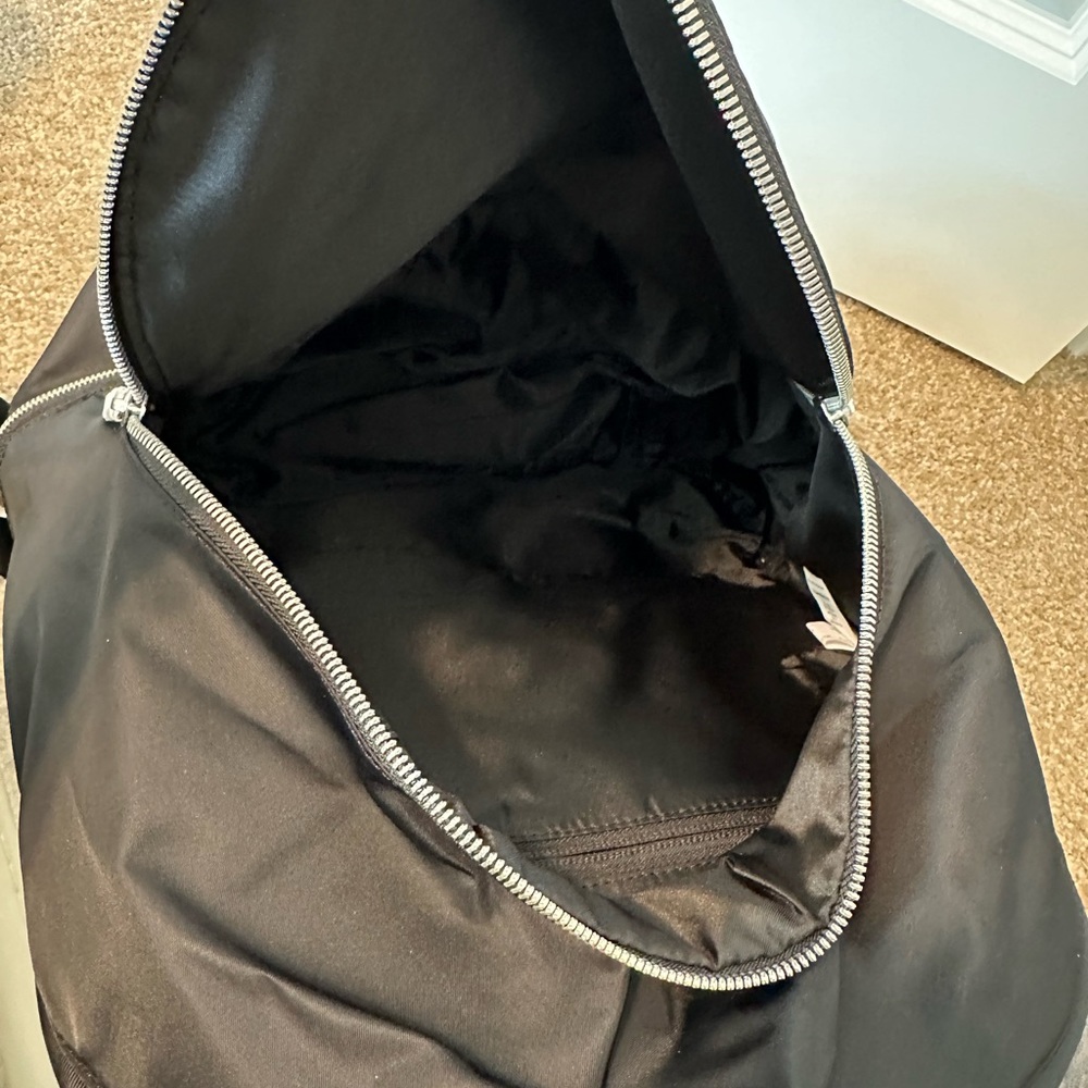 Lululemon backpack - Picture 5 of 5